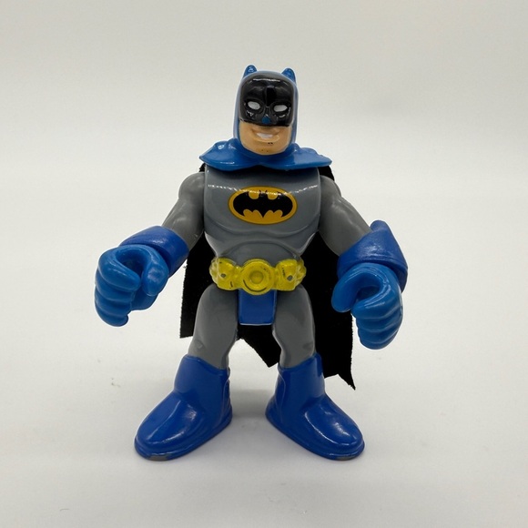 Fisher-Price Imaginext DC Super Friends Batman Action Figure Toy Collectible - Picture 1 of 4